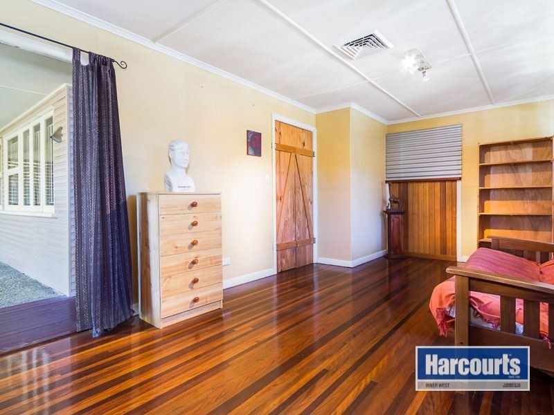 23 Gymea Street, The Gap QLD 4061
