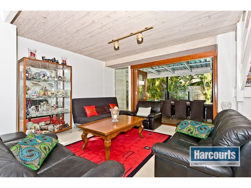 6 Madeira Street, The Gap QLD 4061