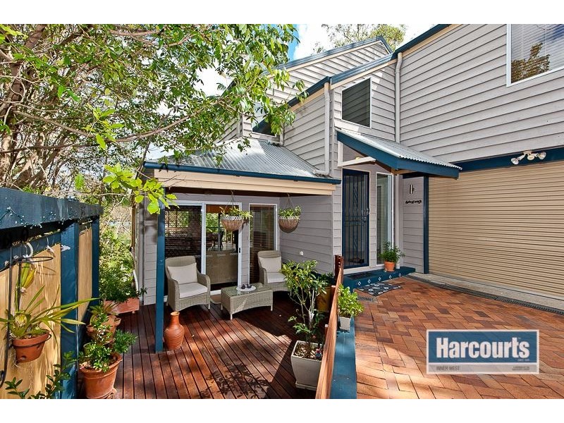 13 Wirlpana Avenue, Ferny Hills QLD 4055