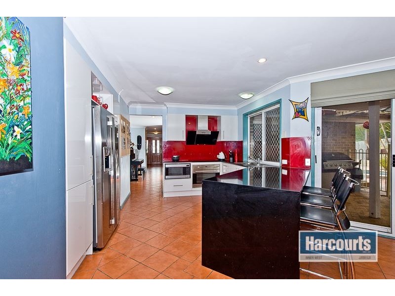 20 Greenock Place, Ferny Grove QLD 4055