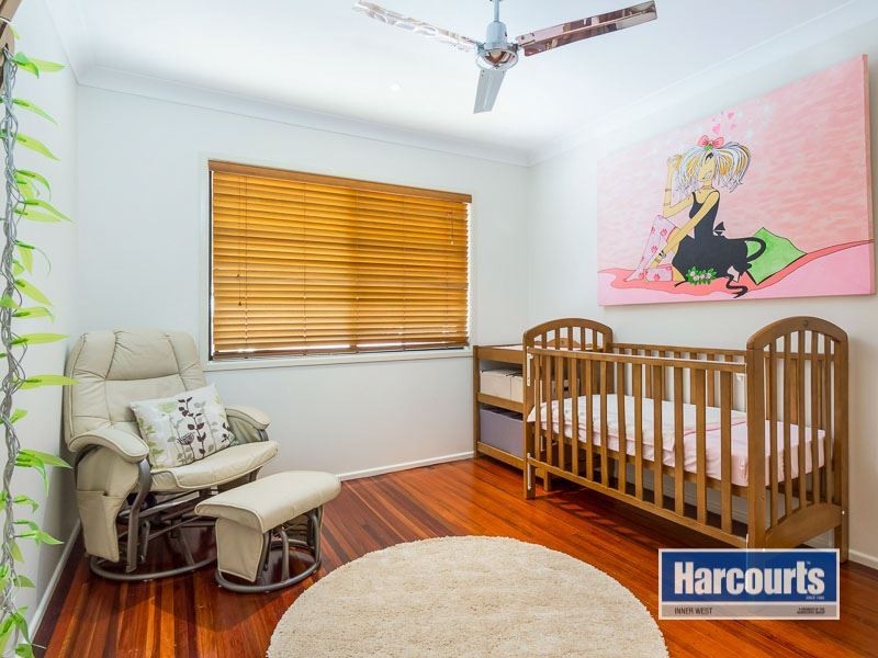 33 Kadina Street, The Gap QLD 4061