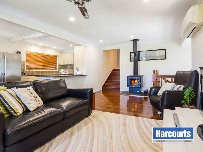 33 Kadina Street, The Gap QLD 4061