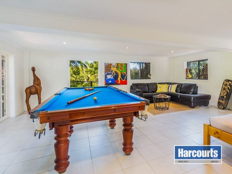 33 Kadina Street, The Gap QLD 4061