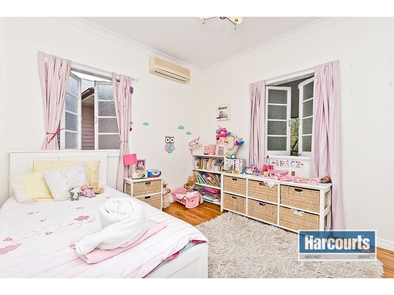 27 Ashbourne Street, Ashgrove QLD 4060