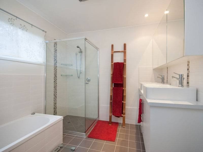 1 School Road, The Gap QLD 4061