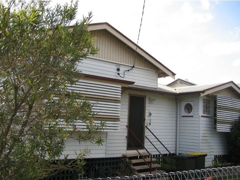 52 McLean Parade, Ashgrove QLD 4060