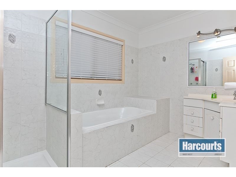 136 Hilder Road, The Gap QLD 4061