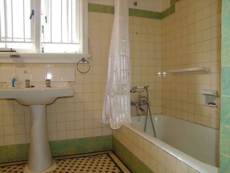 22 Otonga Rd, Ashgrove QLD 4060