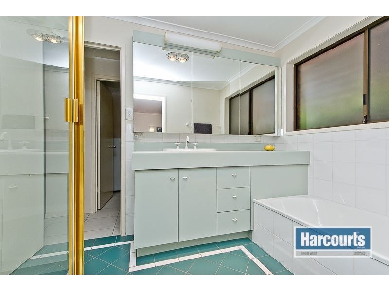 193 Moggill Road, The Gap QLD 4061