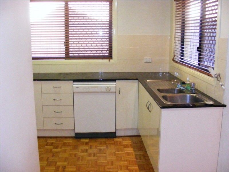 2/12 Kinnaird Street, Ashgrove QLD 4060