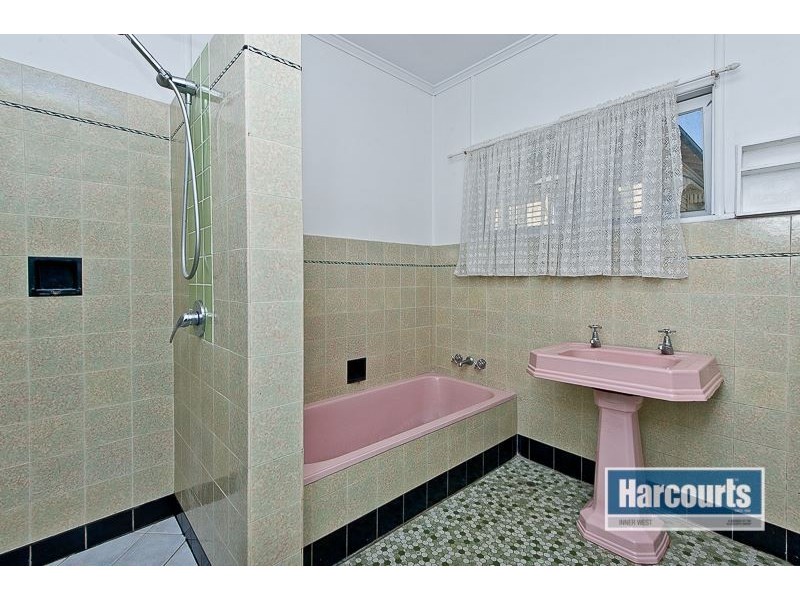 81 Jubilee Terrace, Bardon QLD 4065