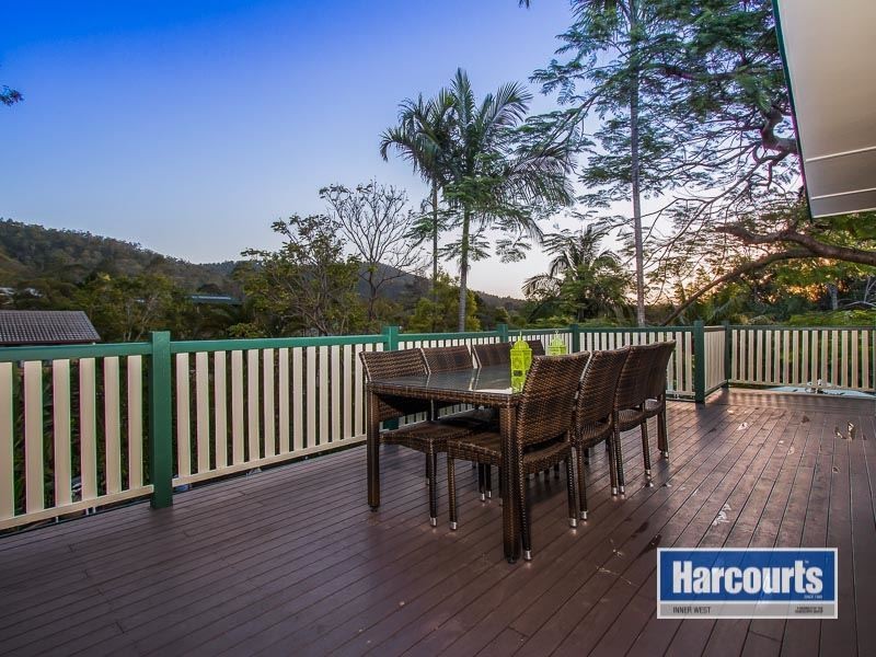 20 Kirri Street, The Gap QLD 4061