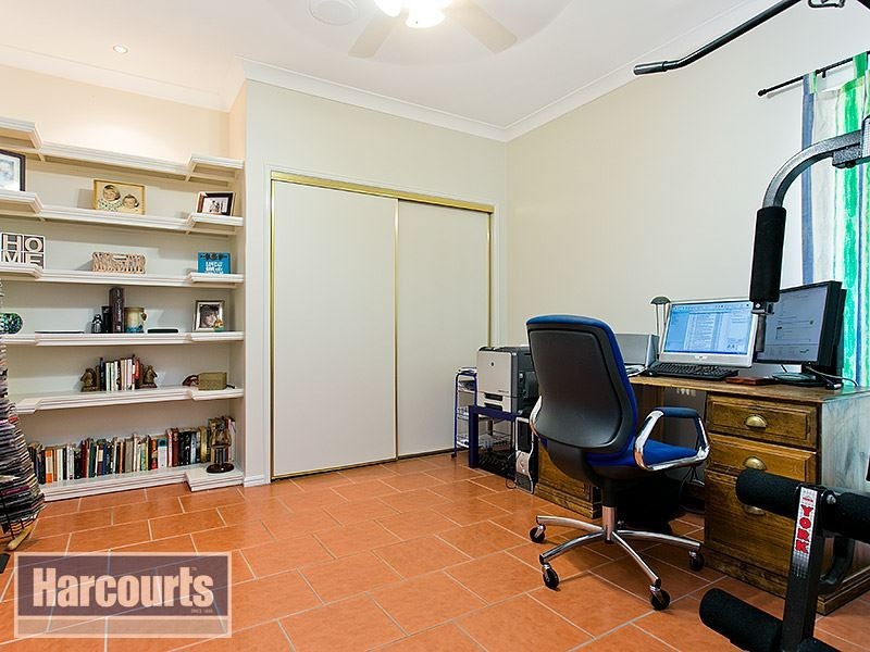 7 Fiddle Court, Arlington Estate, Arana Hills QLD 4054