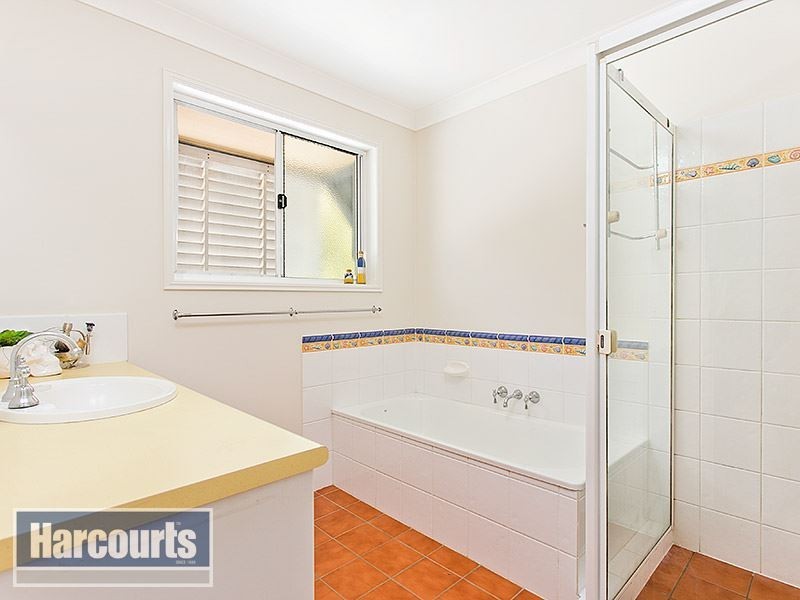 7 Fiddle Court, Arlington Estate, Arana Hills QLD 4054