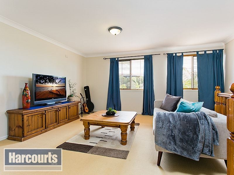 7 Fiddle Court, Arlington Estate, Arana Hills QLD 4054