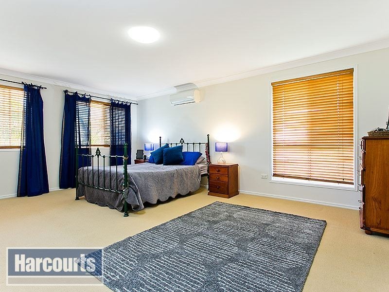 7 Fiddle Court, Arlington Estate, Arana Hills QLD 4054