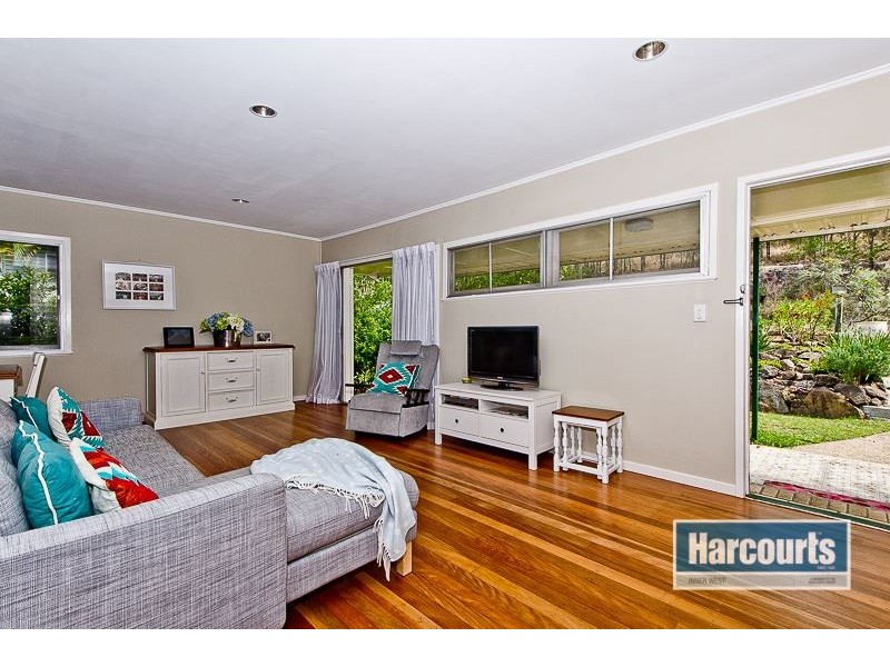 6 Currawang Street, The Gap QLD 4061