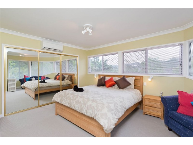 51 Trawalla Street, The Gap QLD 4061