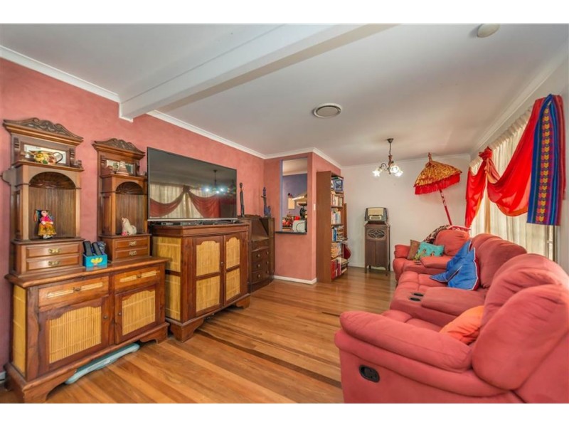 25 Glen Road, The Gap QLD 4061