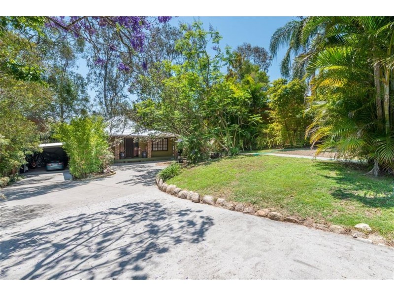 25 Glen Road, The Gap QLD 4061