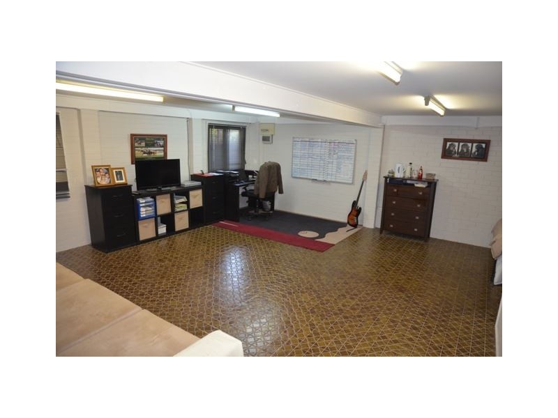 24 Ridgeway Street, The Gap QLD 4061