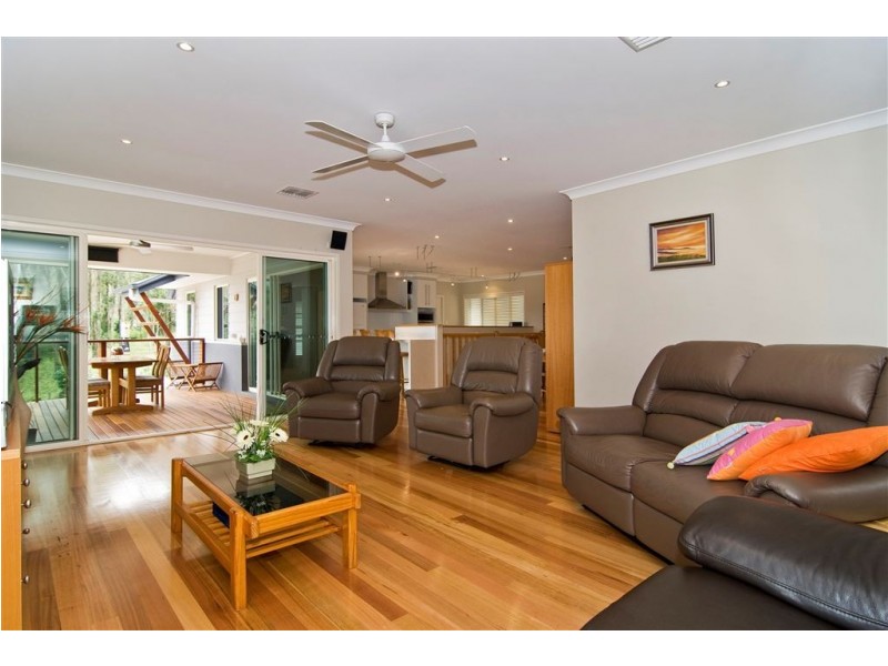 3 Stonehawke Place, The Gap QLD 4061