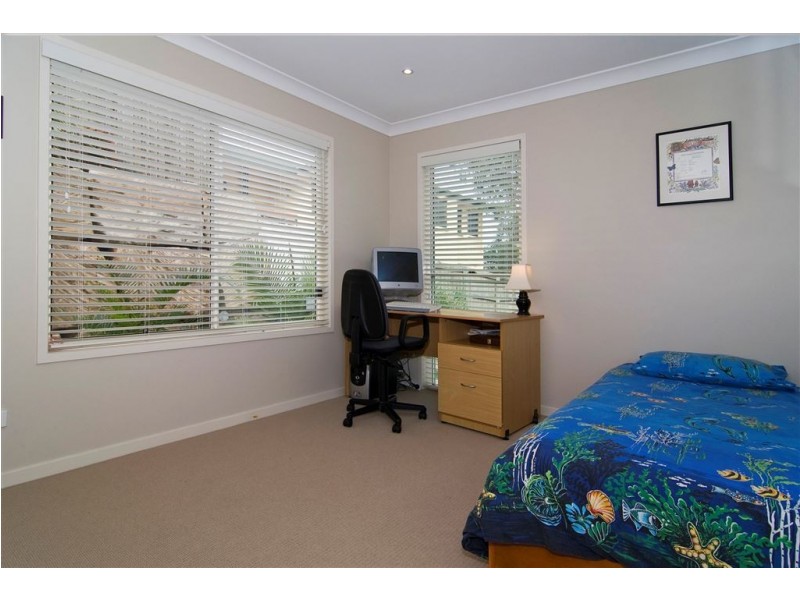 3 Stonehawke Place, The Gap QLD 4061