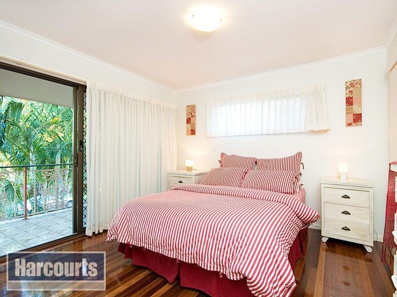 9 Bernarra Street, The Gap QLD 4061