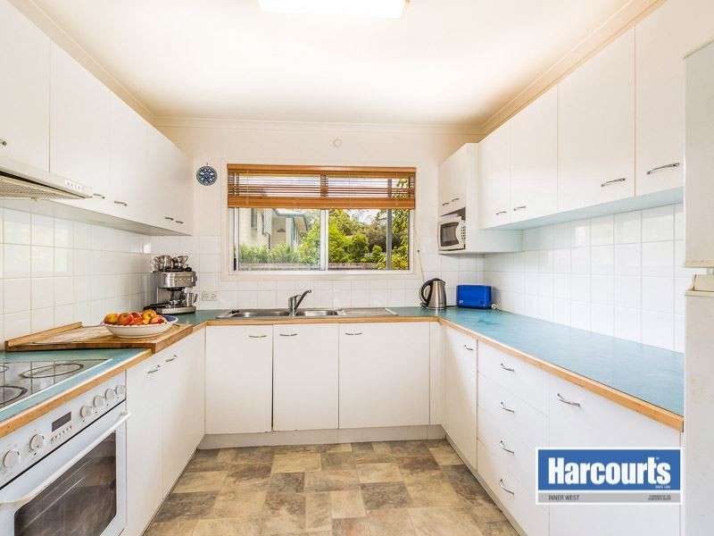 31 Cedarhurst Street, The Gap QLD 4061