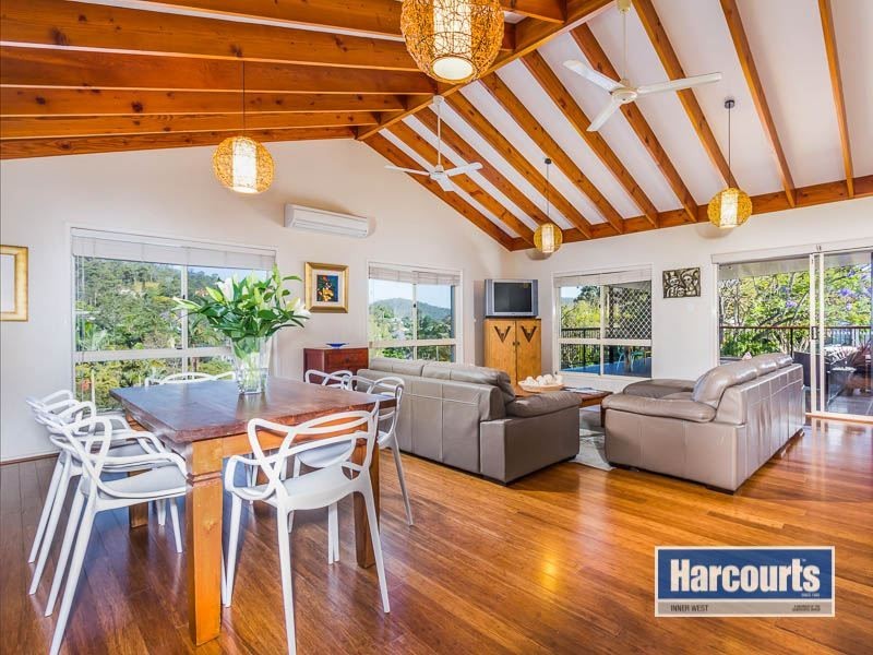 9 Tamboura Court, The Gap QLD 4061
