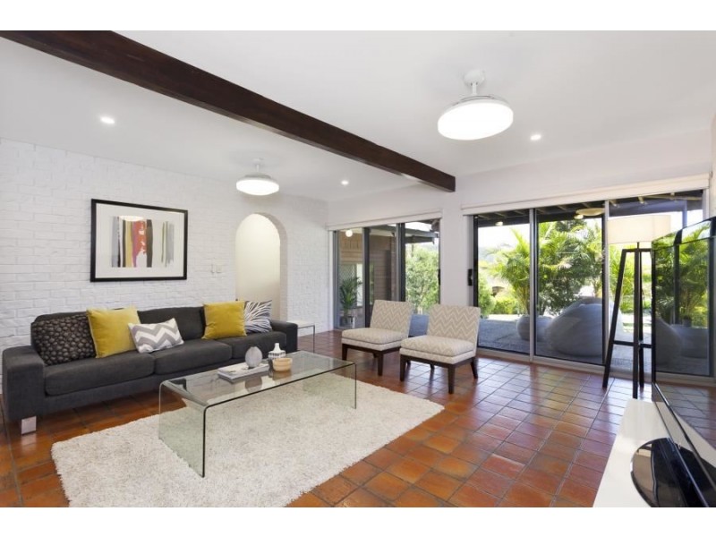 18 Petmar Street, The Gap QLD 4061