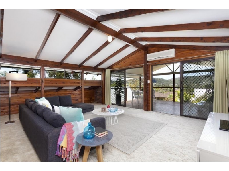 18 Petmar Street, The Gap QLD 4061