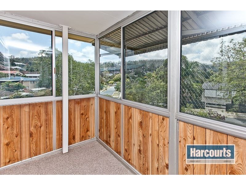 8 Woorama Road, The Gap QLD 4061