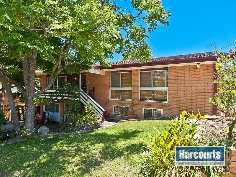 1 Pangela Street, The Gap QLD 4061