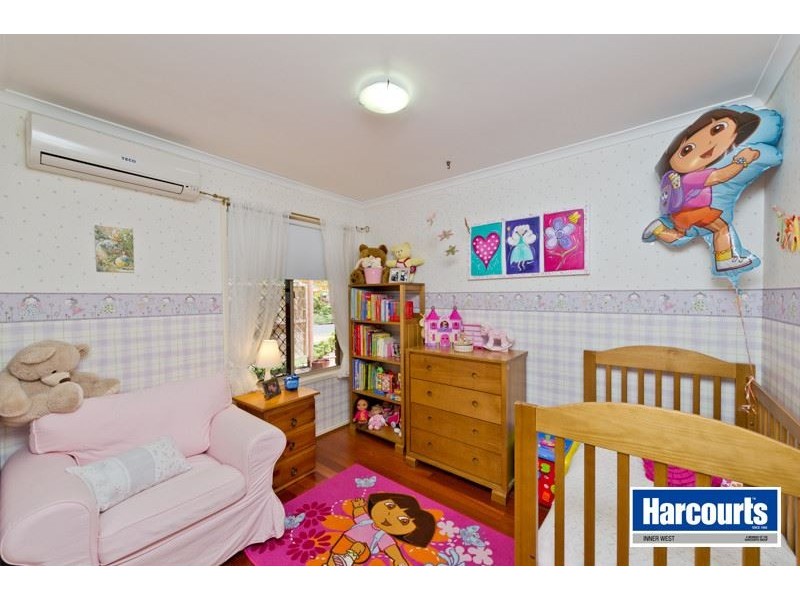 3 Hawthorn Street, The Gap QLD 4061
