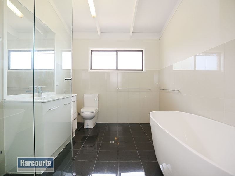 10 Woodmere Street, The Gap QLD 4061