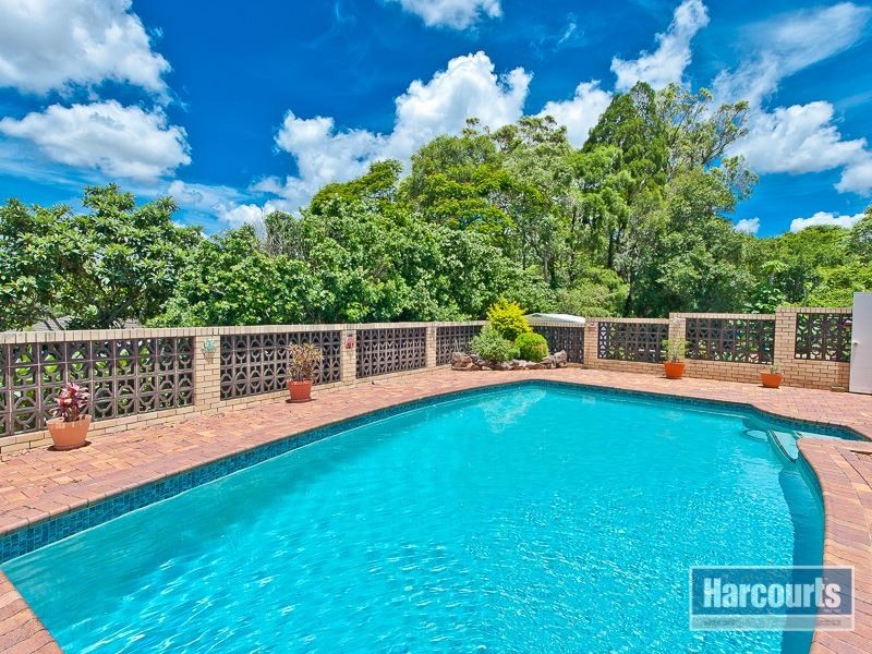 12 Normanton Street, Stafford Heights QLD 4053