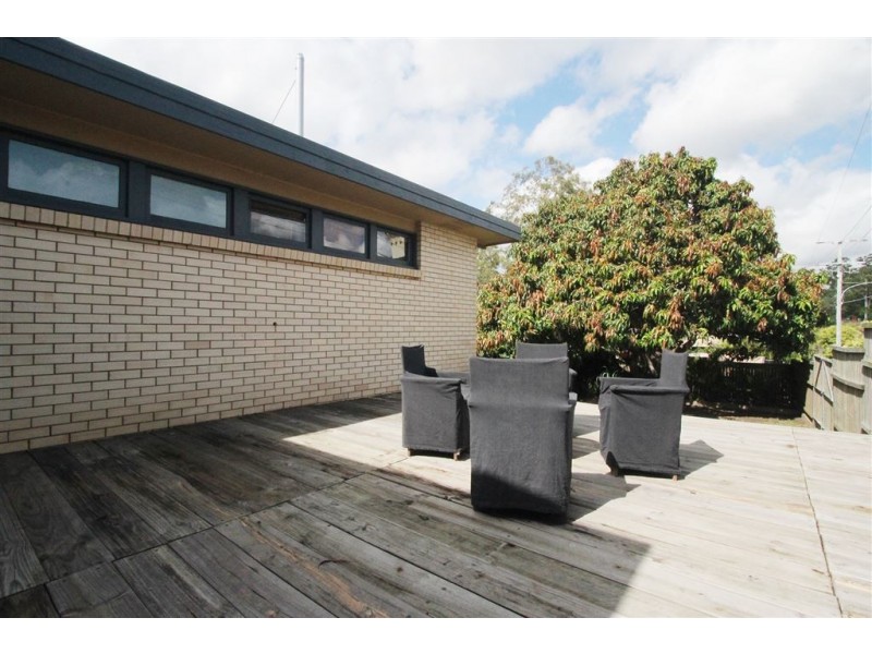 26 Caesar Road, Ferny Hills QLD 4055