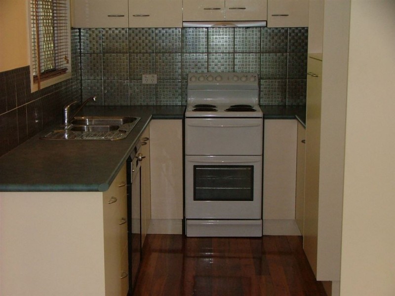 27 Argyle Street, Seventeen Mile Rocks QLD 4073