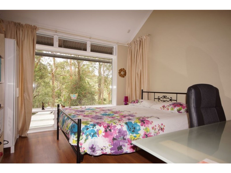 12 Benson Road, Mount Nebo QLD 4520