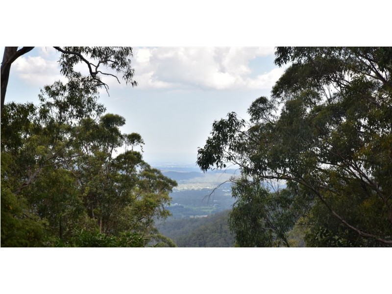 12 Benson Road, Mount Nebo QLD 4520