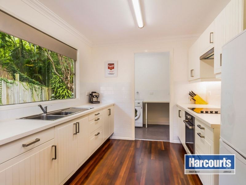 43 Bennett Road, The Gap QLD 4061