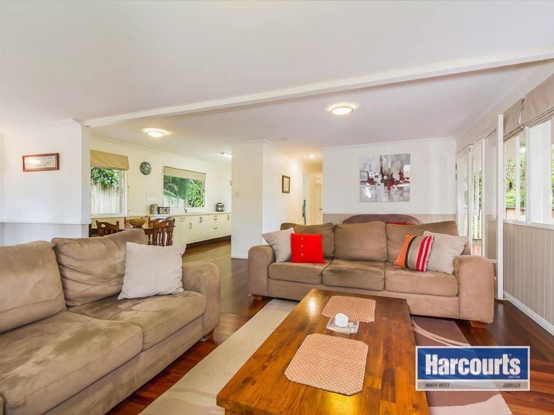 43 Bennett Road, The Gap QLD 4061