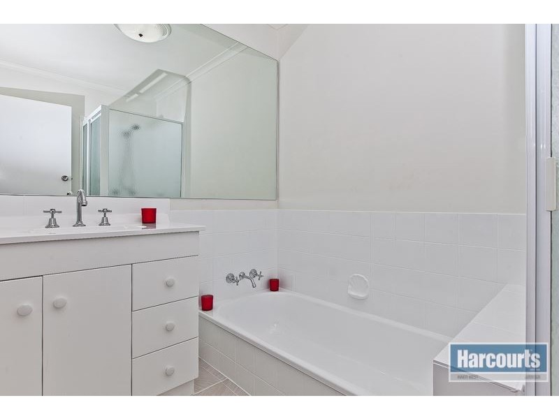 79 Belclare Street, The Gap QLD 4061