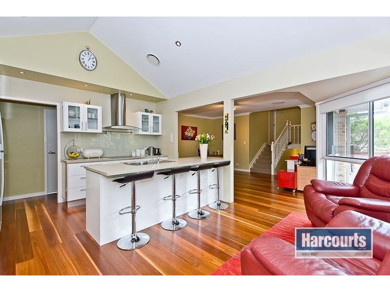 51 Trawalla Street, The Gap QLD 4061