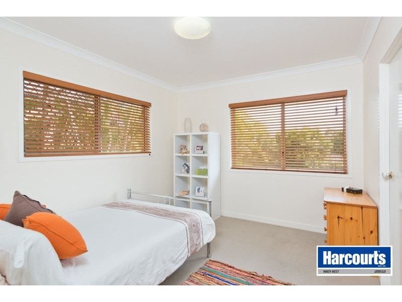 51 Trawalla Street, The Gap QLD 4061