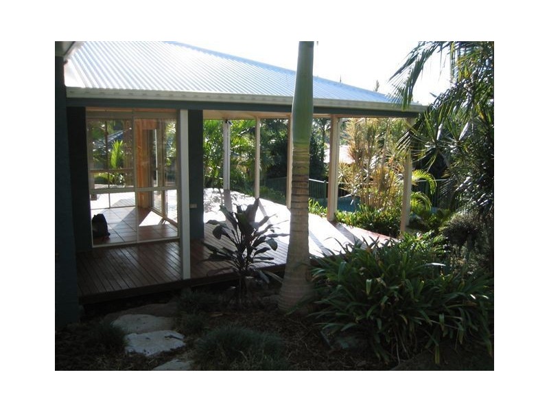 24 Fimbriata Close, Chapel Hill QLD 4069