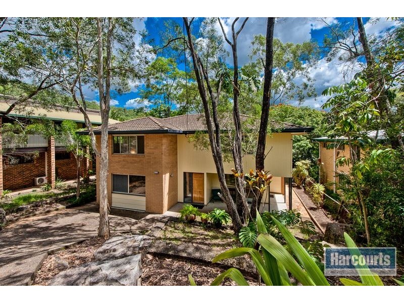 17 Osberg Street, The Gap QLD 4061