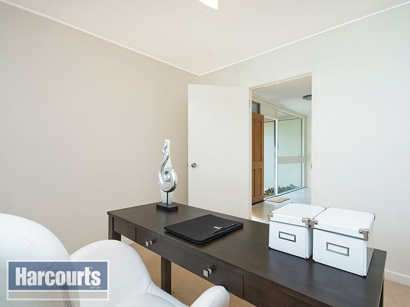 17 Glenella Street, The Gap QLD 4061