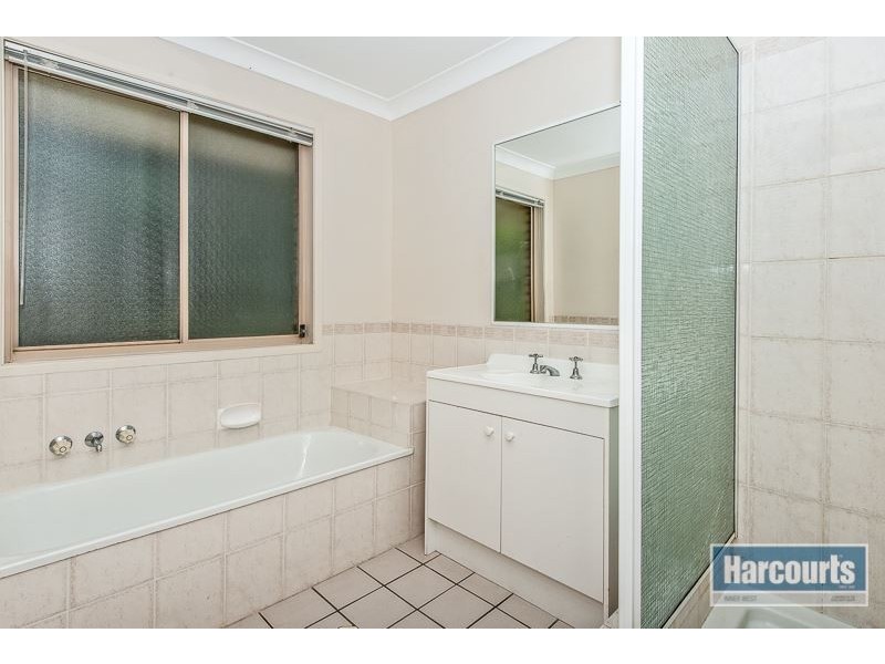 10 Glenferrie Place, The Gap QLD 4061